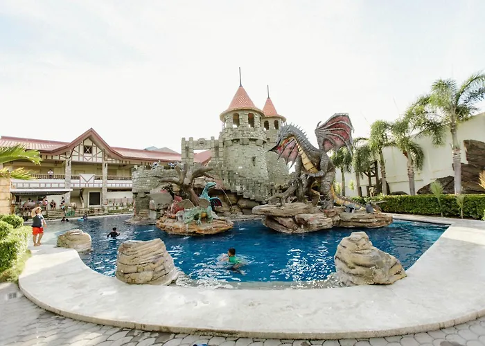 Westown Lagoon - South Wing 3* Cebu