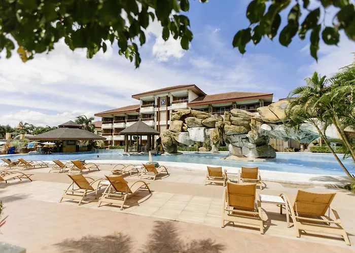 Westown Lagoon - South Wing 3*