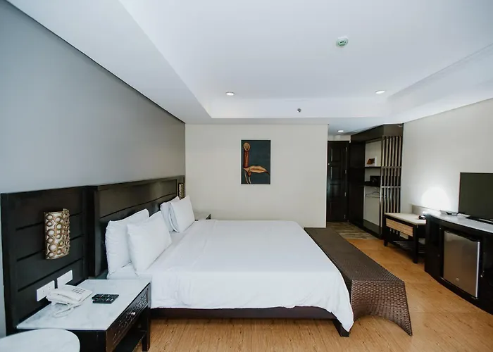 Westown Lagoon - South Wing 3* Cebu