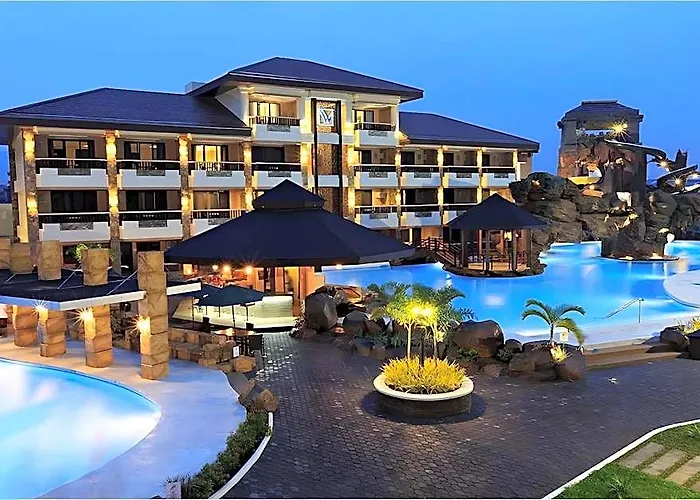 Westown Lagoon - South Wing 3* Cebu