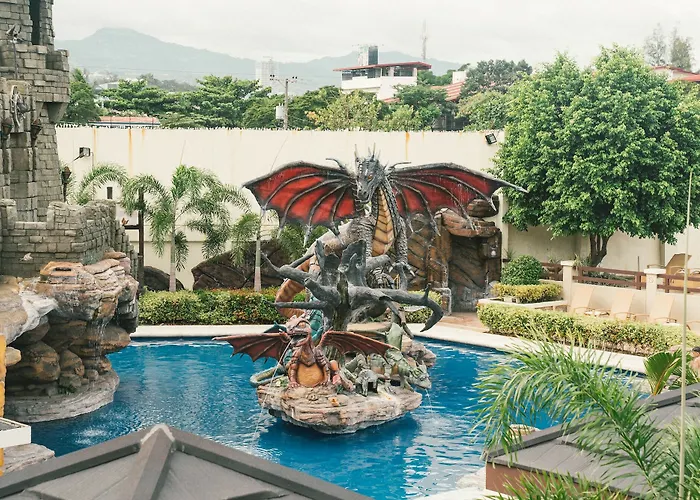 Westown Lagoon - South Wing 3*